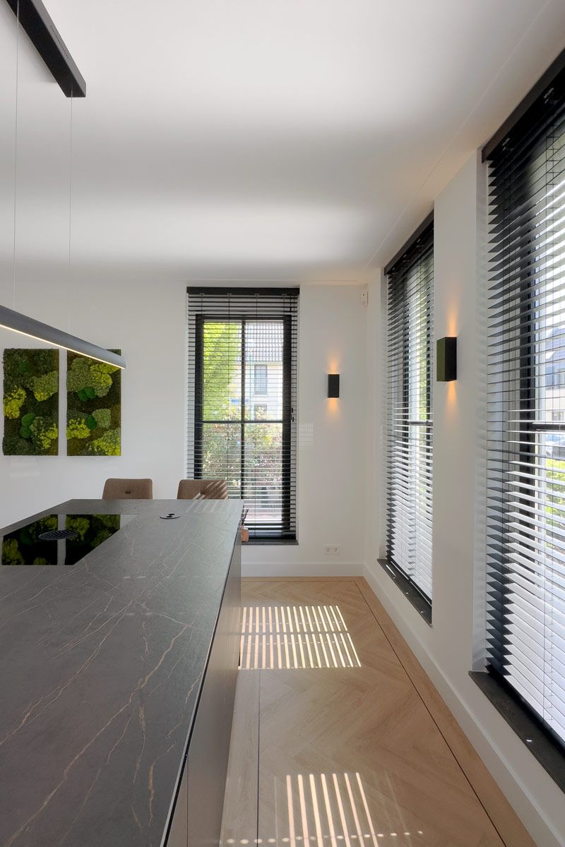 Maatkast in interieurdesign voor woning in Utrecht, Houten